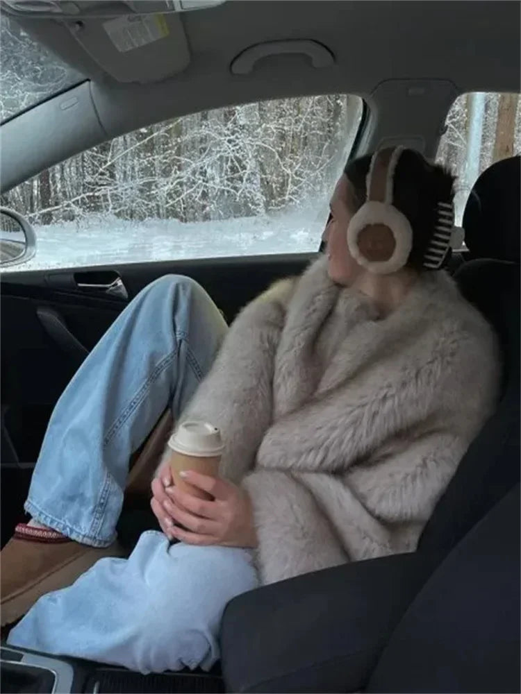  "Winter Chic: The Ultimate Fashion Fluffy Faux Fur Coat for Women" 