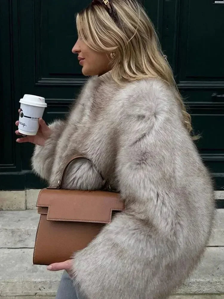  "Winter Chic: The Ultimate Fashion Fluffy Faux Fur Coat for Women" 